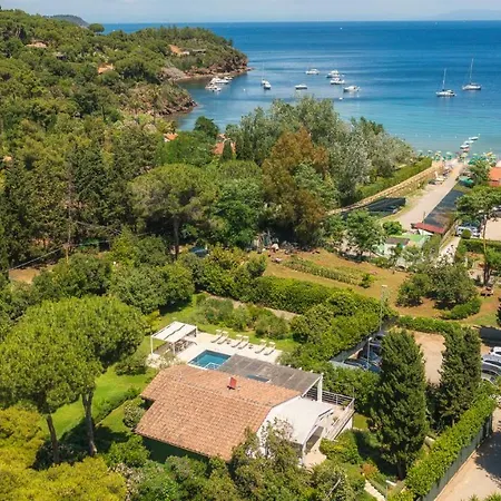 Villa Giomoa 8, Emma