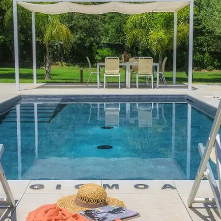 Willa Giomoa 8, Emma *