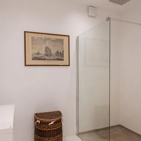 Giomoa 8, Emma Willa