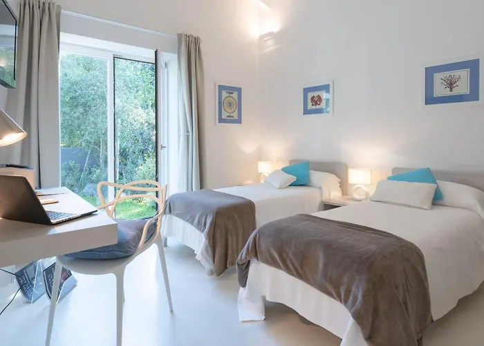 Giomoa 8, Emma فيلة كابوليفيري