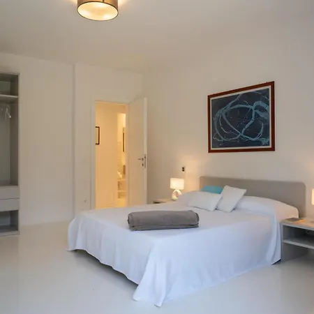 Villa Giomoa 8 *